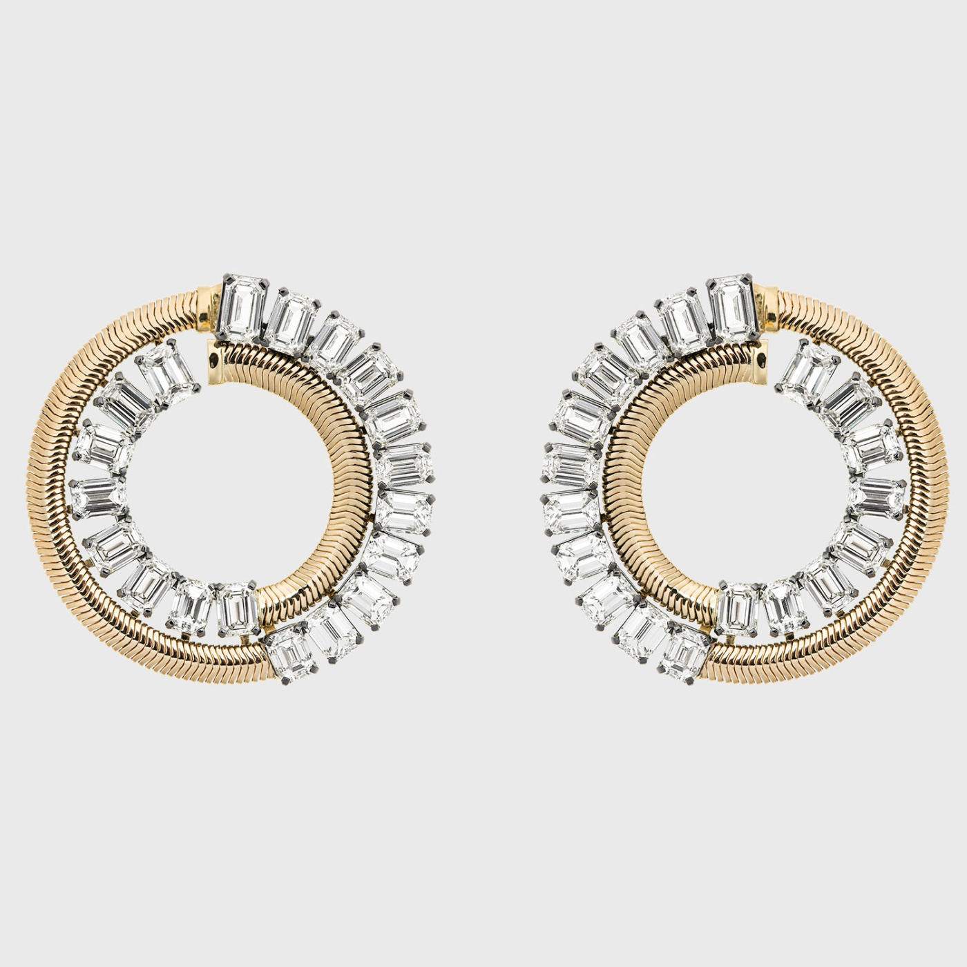 Yellow gold chain hoop earrings with emerald cut white diamonds