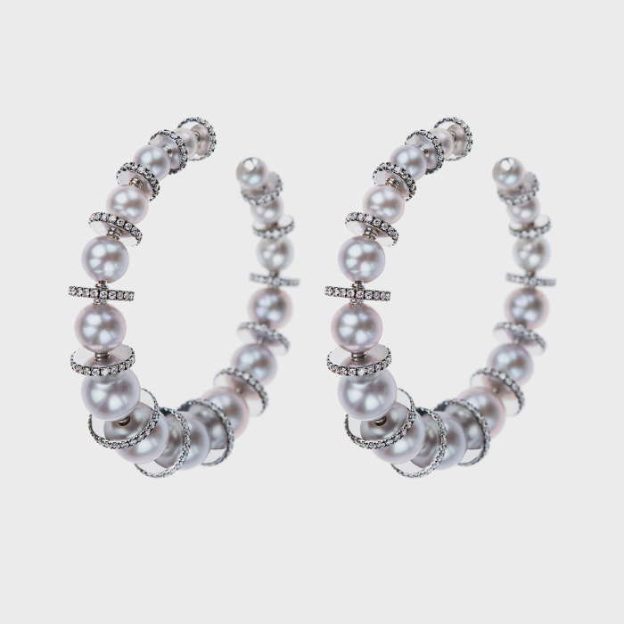 White gold hoop earrings with white diamonds and silver pearls