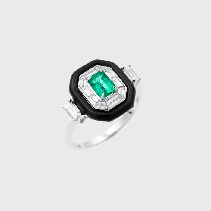 White gold ring with emeralds, white diamond baguettes and black enamel